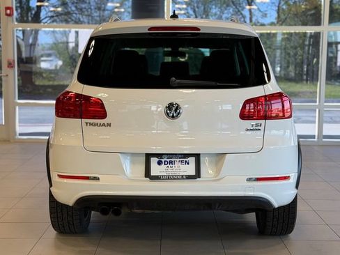 Used 2017 Volkswagen Tiguan Sport AWD/4WD image 10