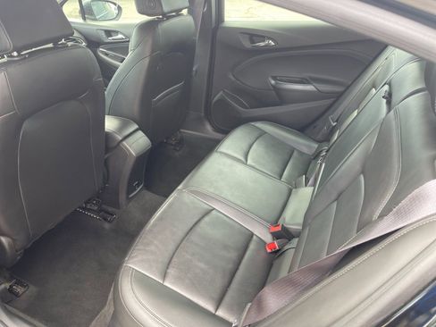 Used 2017 Chevrolet Cruze Premier image 13