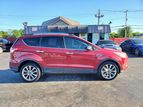 Used 2016 Ford Escape SE w/ SE Chrome Package image 24