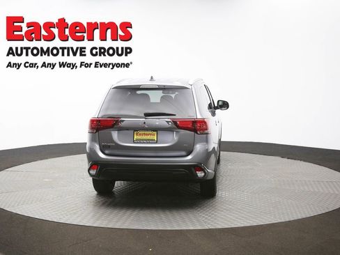 Used 2020 Mitsubishi Outlander SEL image 36