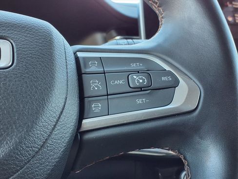 Used 2022 Jeep Compass Limited image 25