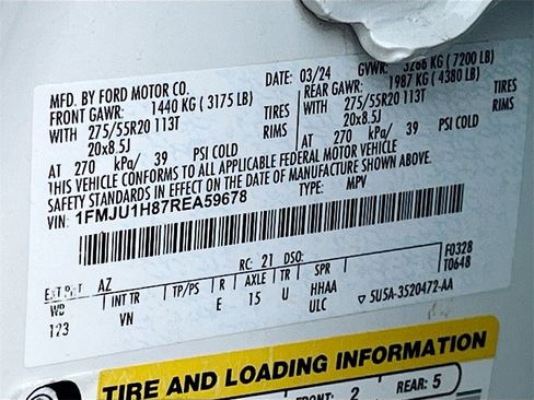 Used 2024 Ford Expedition XLT image 33