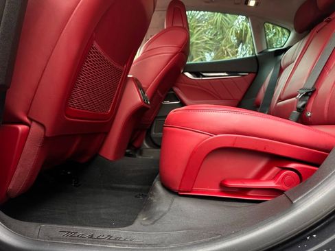 Used 2023 Maserati Levante Modena image 24