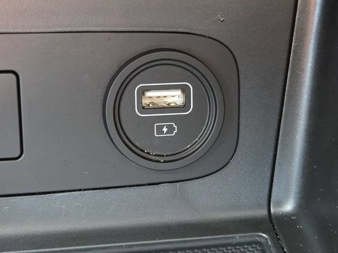 Used 2023 Hyundai Sonata SE FWD image 4
