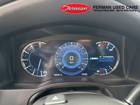 Used 2020 Cadillac Escalade 2WD image 9