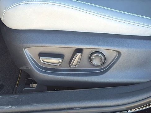 New 2026 Toyota Camry SE image 10