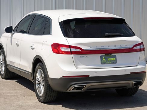 Used 2017 Lincoln MKX Select w/ Select Plus Package image 42
