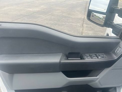Used 2023 Ford F250 XL RWD image 25