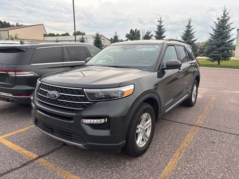 Used 2023 Ford Explorer XLT w/ Equipment Group 202A AWD/4WD image 1