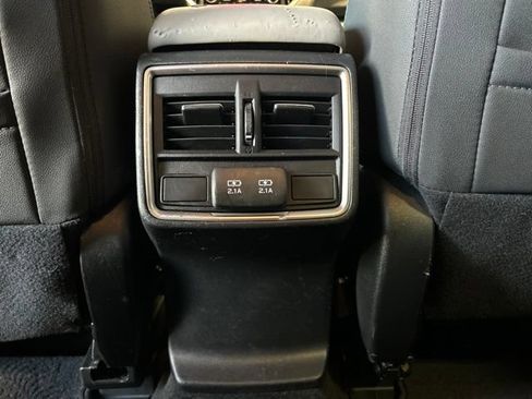 Used 2021 Subaru Forester Premium AWD/4WD image 27