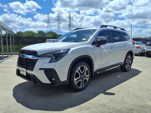 New 2025 Subaru Ascent Limited image 17