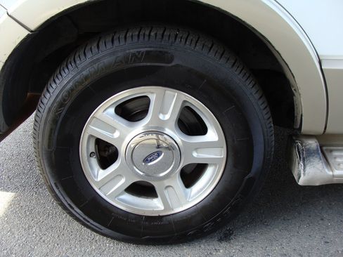Used 2006 Ford Expedition Eddie Bauer AWD/4WD image 7