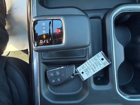 Used 2026 Chevrolet Silverado 1500 RST w/ Convenience Package II image 27