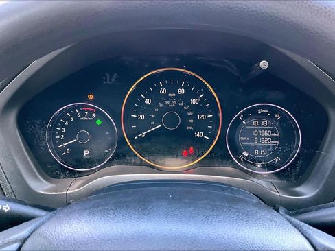 Used 2021 Honda HR-V LX image 25