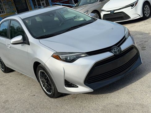 Used 2018 Toyota Corolla LE FWD image 8