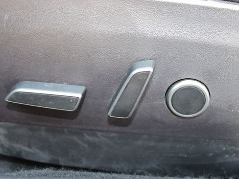 Used 2022 Tesla Model 3 image 26