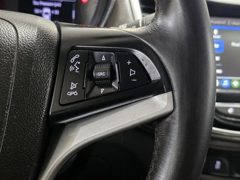 Used 2019 Chevrolet Trax LT w/ LT Convenience Package image 31