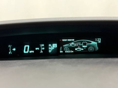 Used 2013 Toyota Prius Three w/ Solar Roof Pkg image 15