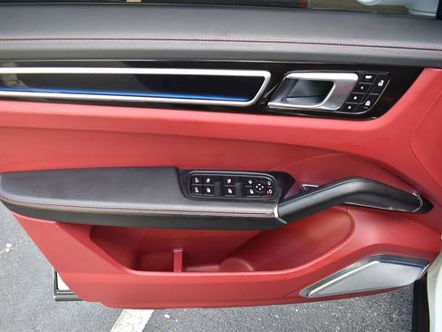 Used 2023 Porsche Cayenne Turbo w/ Premium Package Plus image 47