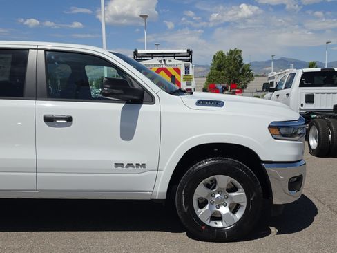 New 2026 RAM 1500 Big Horn AWD/4WD image 12