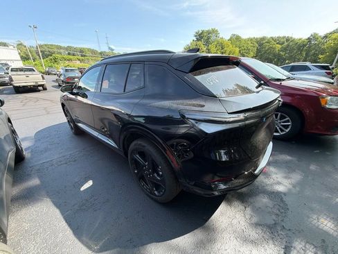 Used 2026 Chevrolet Equinox EV RS w/ Active Safety Package 3 AWD/4WD image 2