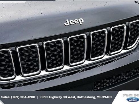 Used 2021 Jeep Grand Cherokee L Limited image 21