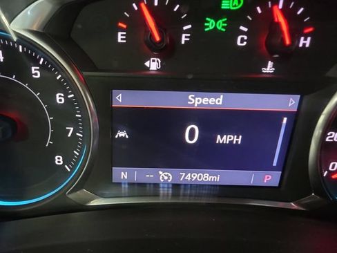 Used 2021 Chevrolet Equinox Premier w/ Redline Edition AWD/4WD image 11