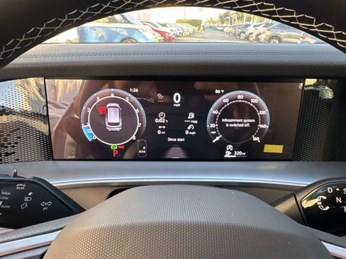 New 2026 Volkswagen Tiguan SE image 20