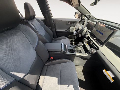 New 2026 Toyota RAV4 XSE AWD/4WD image 15