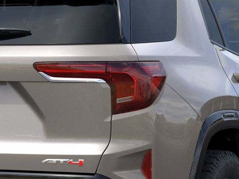 New 2027 GMC Terrain AT4 w/ Convenience Package III AWD/4WD image 38
