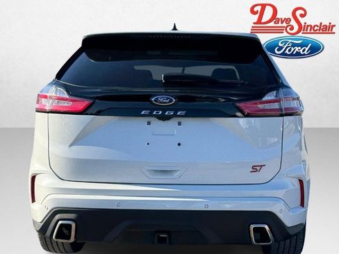 Used 2024 Ford Edge ST w/ Equipment Group 401A image 8