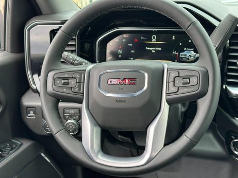 New 2026 GMC Sierra 1500 Elevation image 6