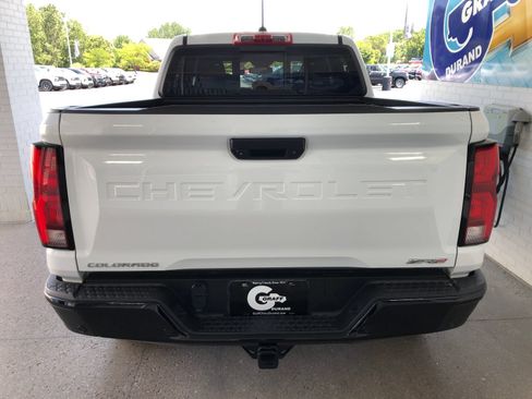 Used 2023 Chevrolet Colorado ZR2 w/ ZR2 Convenience Package III AWD/4WD image 7