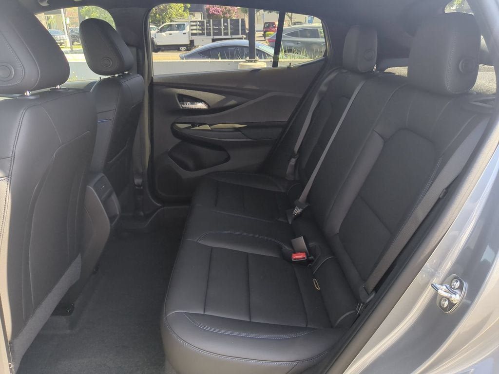 New 2026 Buick Envista Sport Touring w/ Convenience I Package FWD image 21