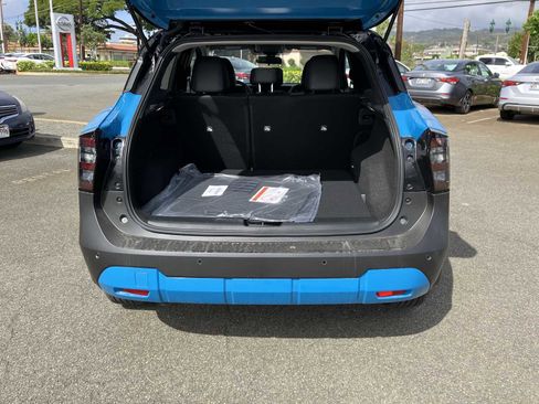 New 2026 Nissan Kicks SR image 11