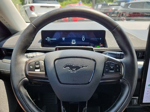 Used 2025 Ford Mustang Mach-E Select w/ Comfort Package Lite AWD/4WD image 17