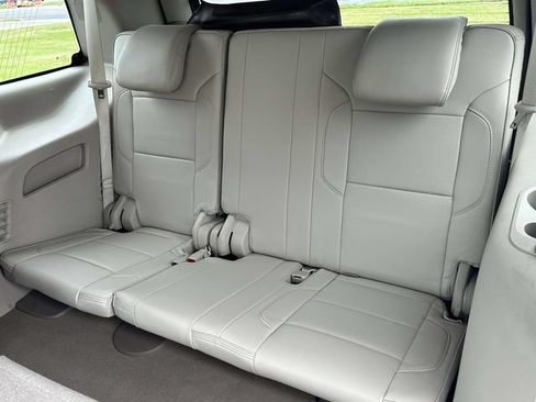 Used 2019 GMC Yukon Denali w/ Denali Ultimate Package AWD/4WD image 12