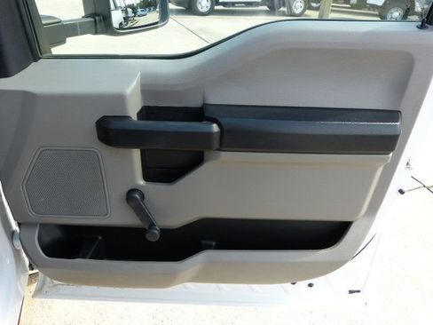 Used 2017 Ford F250 XL RWD image 16