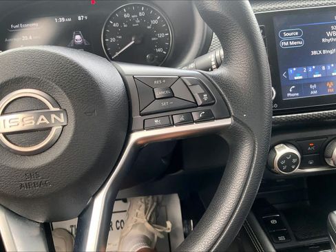 Used 2023 Nissan Kicks SV FWD image 25