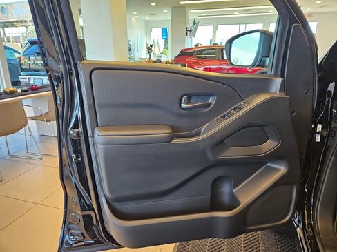 New 2026 Nissan Frontier S w/ Tow Package AWD/4WD image 13
