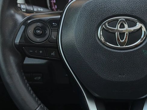 Used 2019 Toyota RAV4 Limited FWD image 30