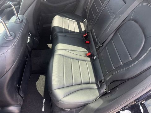 Used 2019 Mercedes-Benz GLC 300 4MATIC image 30