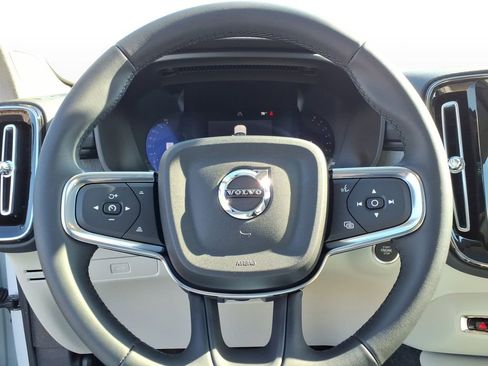 New 2026 Volvo XC40 B5 Plus w/ Protection Package Premier image 16