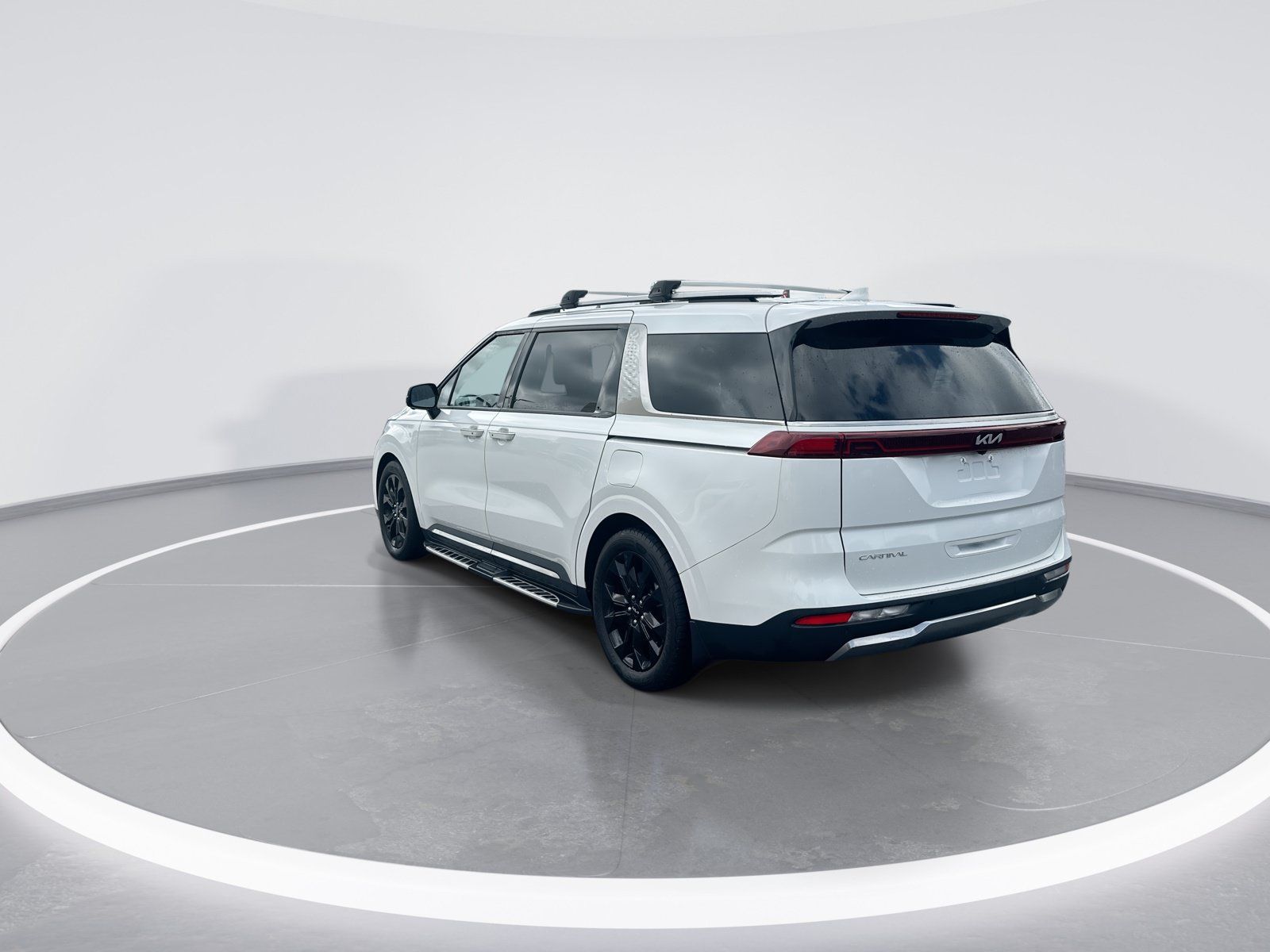 Used 2023 Kia Carnival SX Prestige FWD image 7
