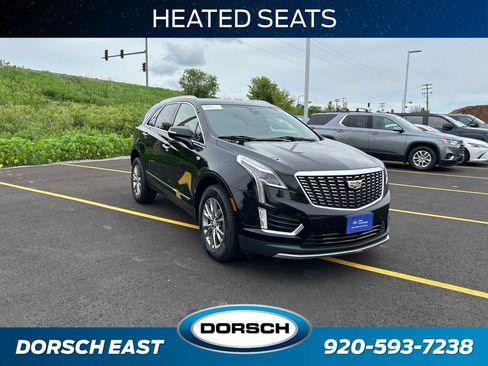 Used 2021 Cadillac XT5 Premium Luxury w/ LPO, Floor Liner Package AWD/4WD image 4