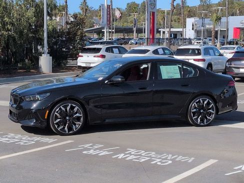 New 2026 BMW 530i RWD image 3