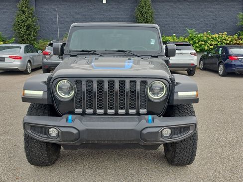 Used 2023 Jeep Wrangler Unlimited Rubicon 4xe w/ Cold Weather Group AWD/4WD image 2