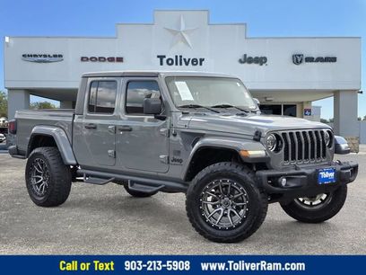 Used 2023 Jeep Gladiator Sport