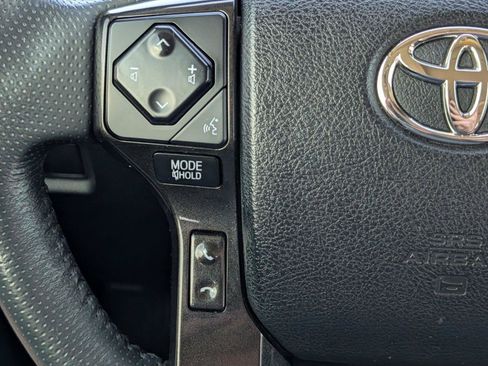 Used 2020 Toyota 4Runner Venture w/ Moonroof Package AWD/4WD image 24