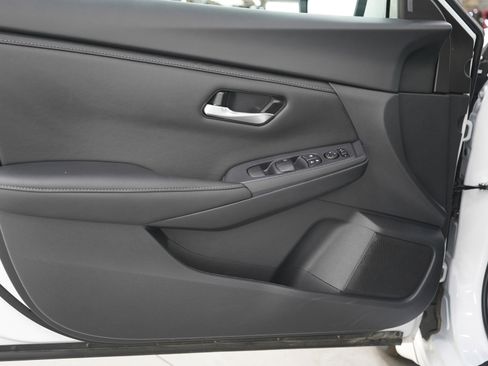 Used 2025 Nissan Sentra SV w/ All-Weather Package FWD image 15